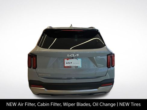 Certified 2024 Kia Sorento S w/ Panoramic Sunroof Package FWD image 5