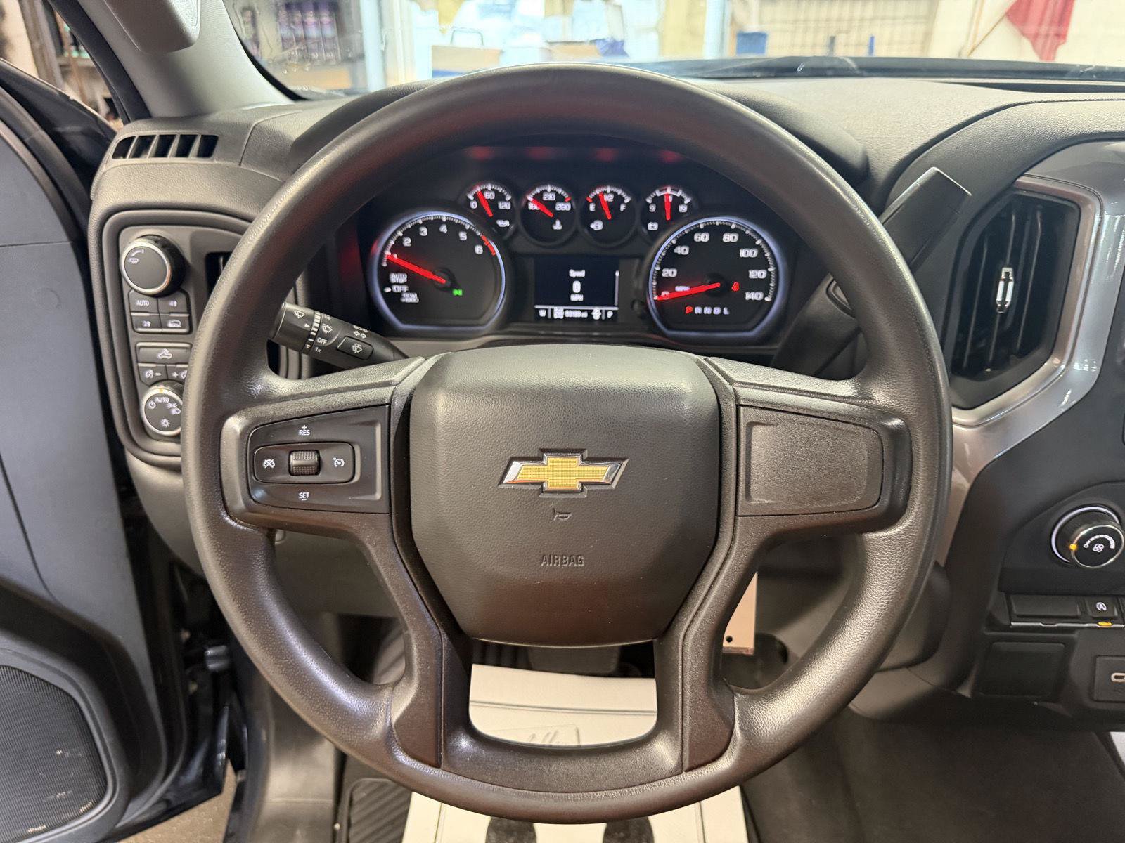 Used 2021 Chevrolet Silverado 1500 Custom AWD/4WD image 13