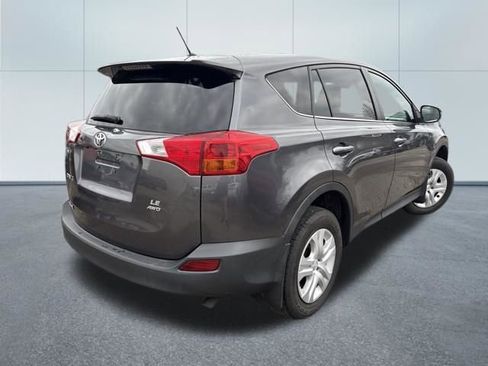 Used 2013 Toyota RAV4 LE AWD/4WD image 4