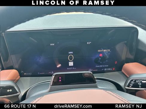 Used 2026 Lincoln Aviator Reserve AWD/4WD image 17