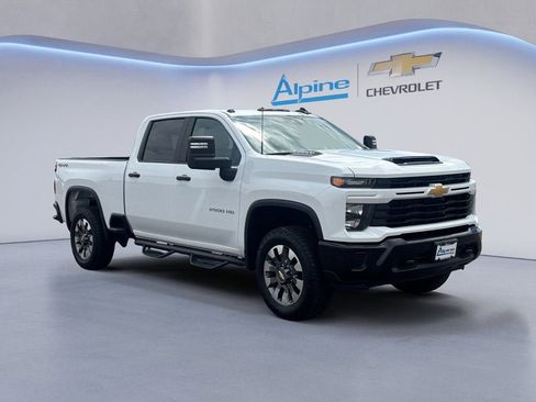 Used 2024 Chevrolet Silverado 2500 Custom w/ Custom Value Package AWD/4WD image 7