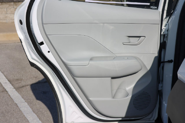 New 2027 Hyundai Kona SEL Sport FWD image 11
