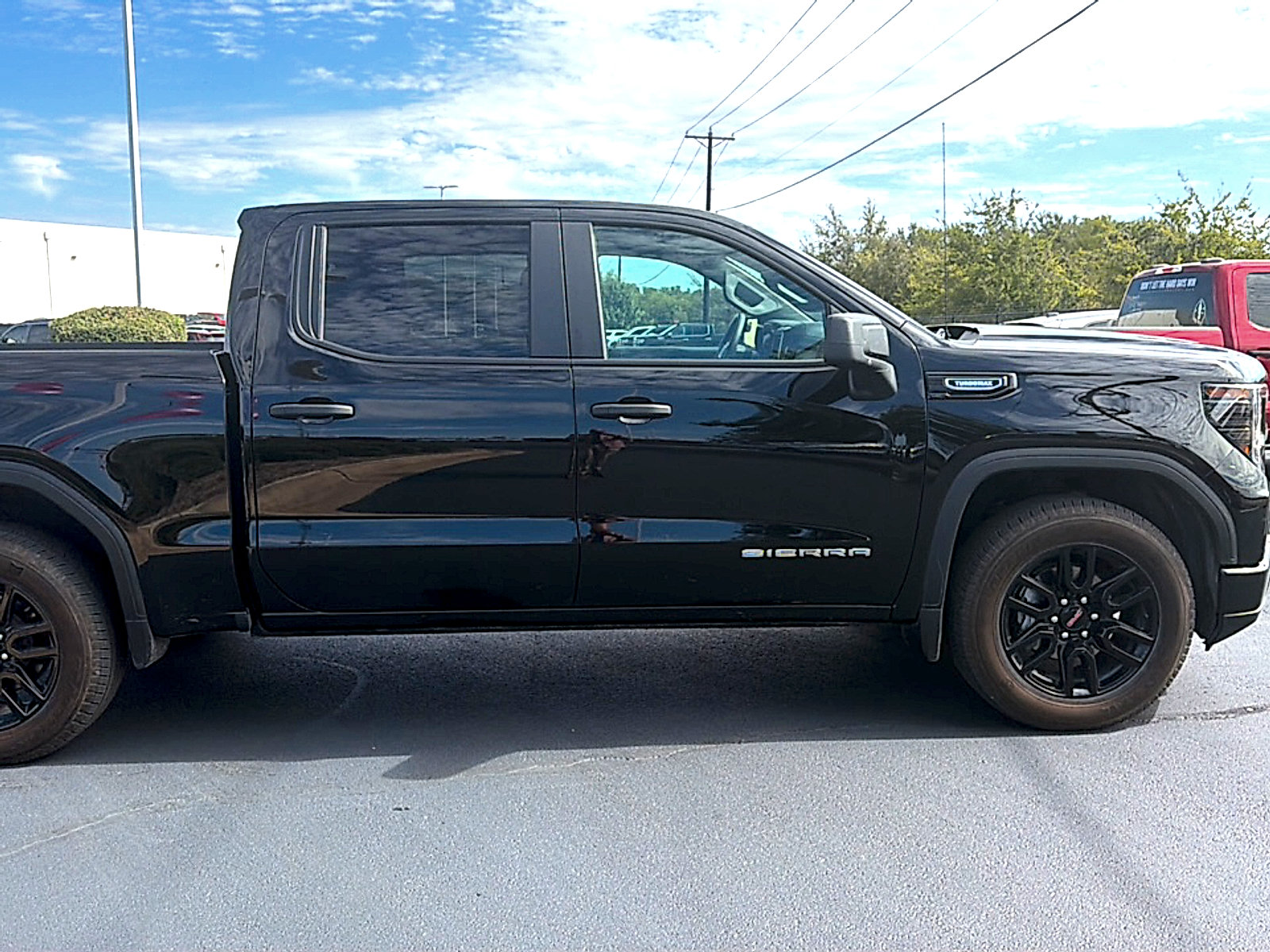 Used 2025 GMC Sierra 1500 Pro w/ Graphite Edition AWD/4WD image 5