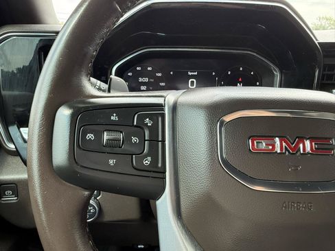 Used 2022 GMC Sierra 1500 SLT w/ SLT Premium Package AWD/4WD image 24