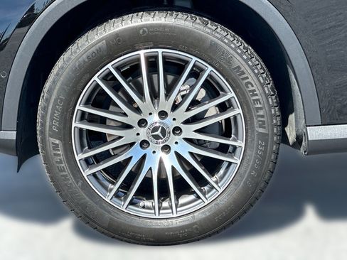 Certified 2024 Mercedes-Benz GLC 300 4MATIC image 12