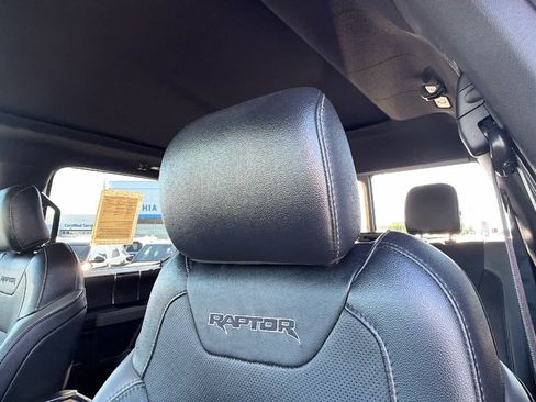 Used 2018 Ford F150 Raptor w/ Equipment Group 802A Luxury AWD/4WD image 11