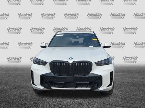 Used 2026 BMW X5 xDrive40i w/ M Sport Package image 3