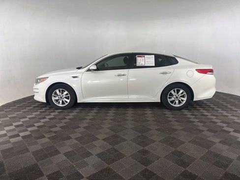 Used 2016 Kia Optima LX image 6