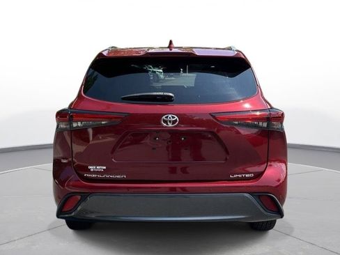 Used 2021 Toyota Highlander Limited FWD image 7