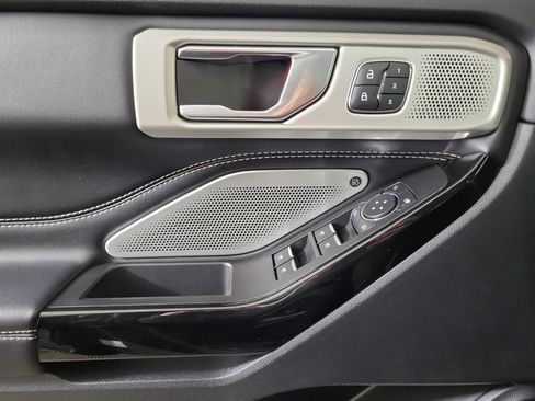 Certified 2022 Ford Explorer ST w/ Equipment Group 401A image 21