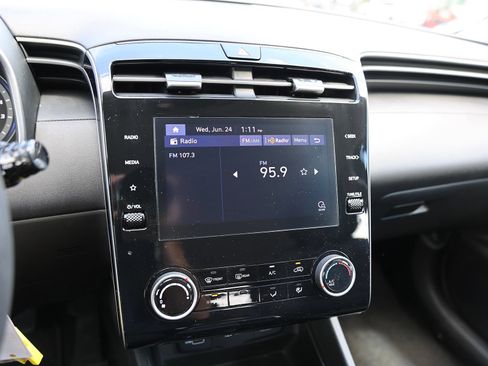 Used 2023 Hyundai Tucson SE AWD/4WD image 22