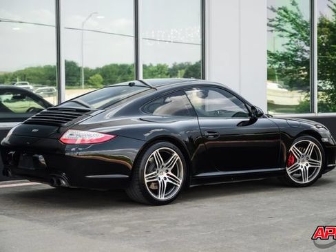 Used 2009 Porsche 911 Carrera S RWD image 4