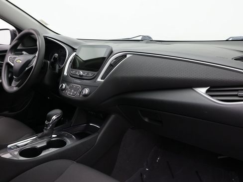 Used 2023 Chevrolet Malibu LT FWD image 46
