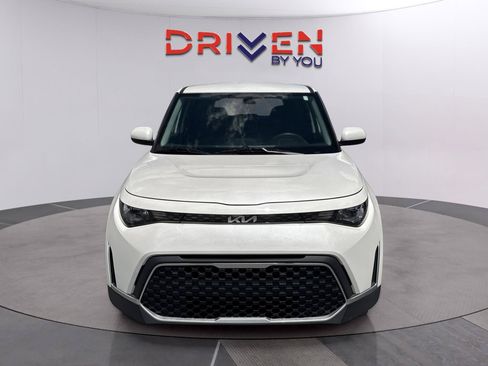 Used 2023 Kia Soul LX FWD image 9