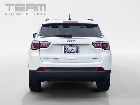 Certified 2024 Jeep Compass Latitude AWD/4WD image 6