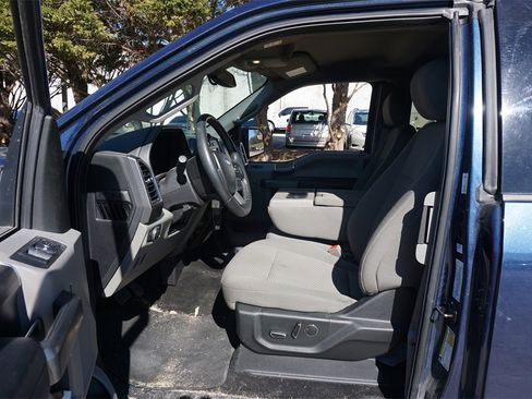 Used 2018 Ford F150 XLT w/ Equipment Group 302A Luxury image 2