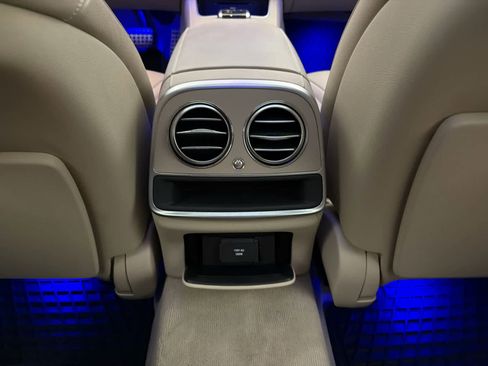 Used 2015 Mercedes-Benz S 550 4MATIC Sedan image 21