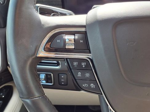 Used 2024 Lincoln Navigator Black Label AWD/4WD image 17