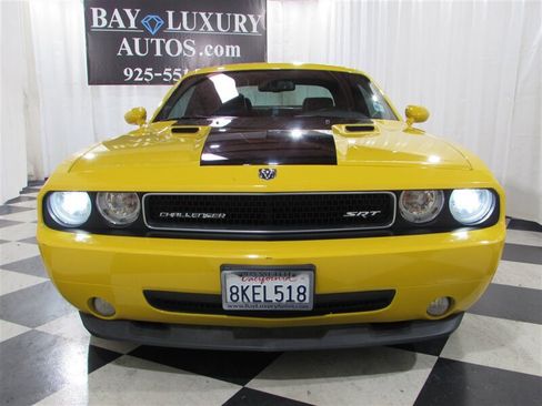 Used 2010 Dodge Challenger SRT8 w/ SRT Option Group II RWD image 3