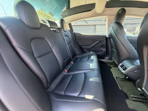 Used 2020 Tesla Model 3 Long Range AWD/4WD image 28