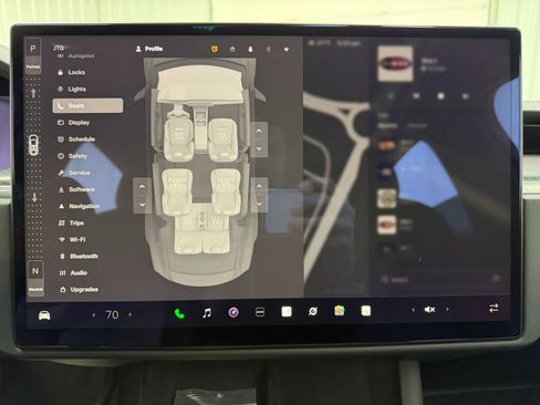 Used 2023 Tesla Model X Plaid image 25