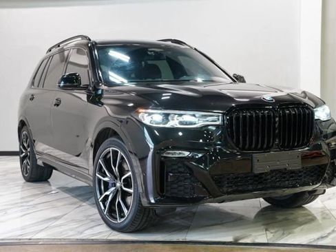 Used 2019 BMW X7 xDrive50i w/ Dynamic Handling Package AWD/4WD image 2