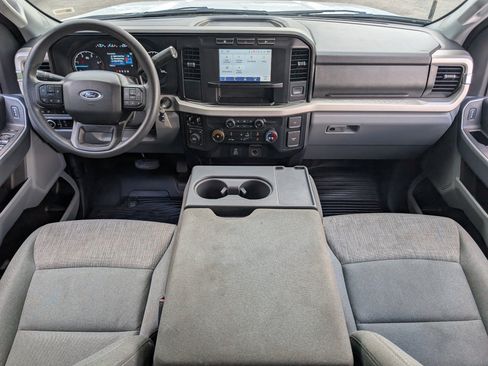Used 2024 Ford F350 XLT AWD/4WD image 22
