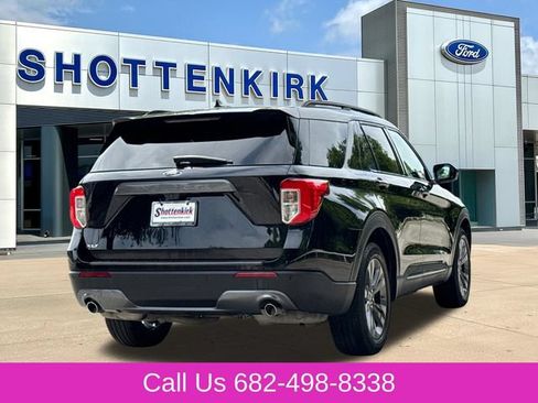 Used 2023 Ford Explorer XLT w/ Equipment Group 202A RWD image 8