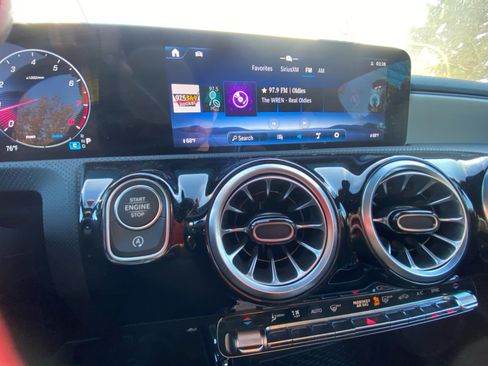 Certified 2025 Mercedes-Benz CLA 250 4MATIC image 20