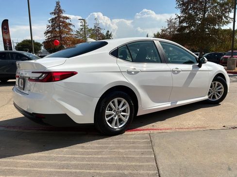 Used 2026 Toyota Camry LE FWD image 6