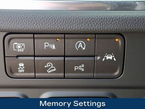 Used 2025 Chevrolet Tahoe RST w/ Comfort Package AWD/4WD image 13