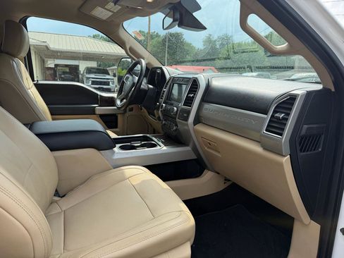 Used 2018 Ford F350 Lariat w/ Lariat Ultimate Package AWD/4WD image 13