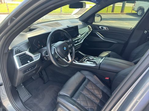 Used 2024 BMW X5 sDrive40i w/ Premium Package RWD image 13