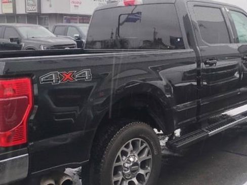 Used 2020 Ford F250 Lariat w/ Lariat Value Package image 4