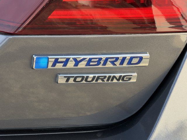 Used 2017 Honda Accord Touring image 6