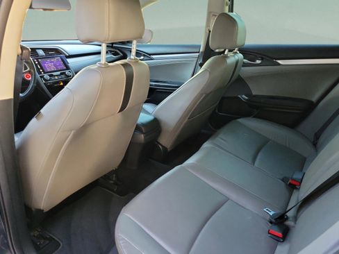 Used 2018 Honda Civic EX-L image 6