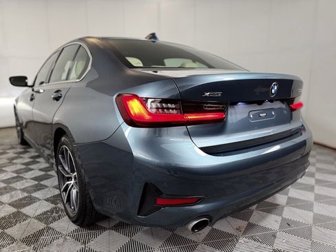 Used 2021 BMW 330i xDrive Sedan w/ Premium Package image 4
