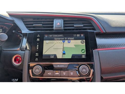 Used 2018 Honda Civic Type R image 22