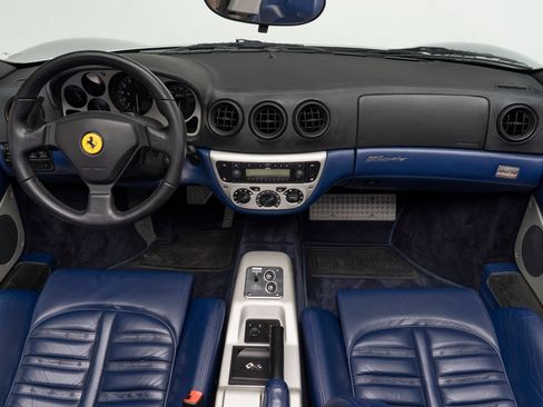 Used 2001 Ferrari 360 Spider RWD image 2