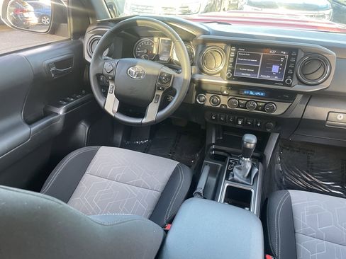 Used 2023 Toyota Tacoma TRD Sport image 13