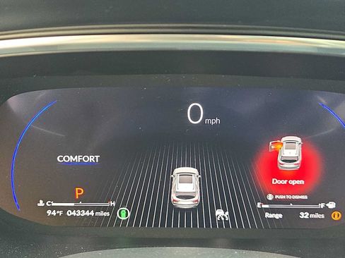 Used 2023 Acura MDX SH-AWD w/ Technology Package image 27