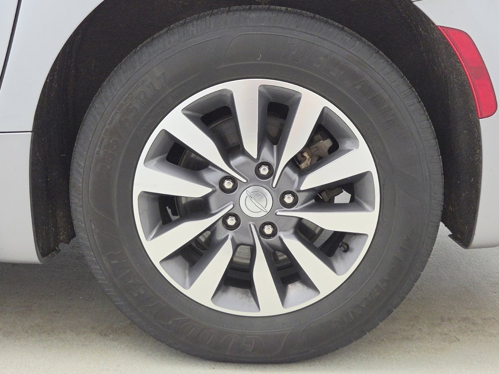 Certified 2020 Chrysler Pacifica Touring-L Plus FWD image 35