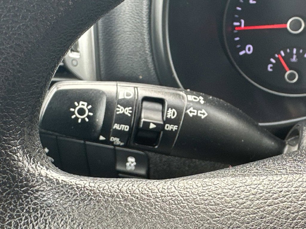 Used 2018 Kia Sportage LX AWD/4WD image 25
