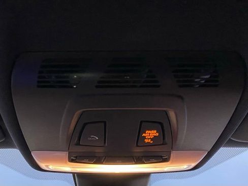 Used 2018 BMW M2 image 30