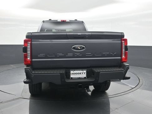 New 2026 Ford F250 Lariat w/ Black Appearance Package AWD/4WD image 17