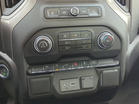 New 2026 Chevrolet Silverado 1500 Custom image 19