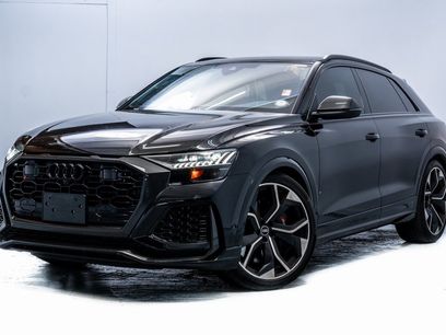 Used 2023 Audi RS Q8 w/ Black Optic Package