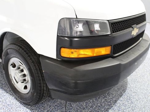 Used 2021 Chevrolet Express 2500 w/ Driver Convenience Package image 2