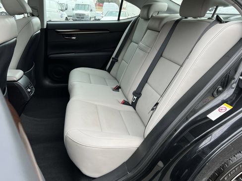 Used 2016 Lexus ES 350 image 23