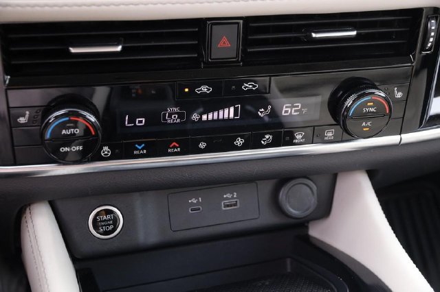 Certified 2023 Nissan Rogue SL w/ SL Premium Package AWD/4WD image 20